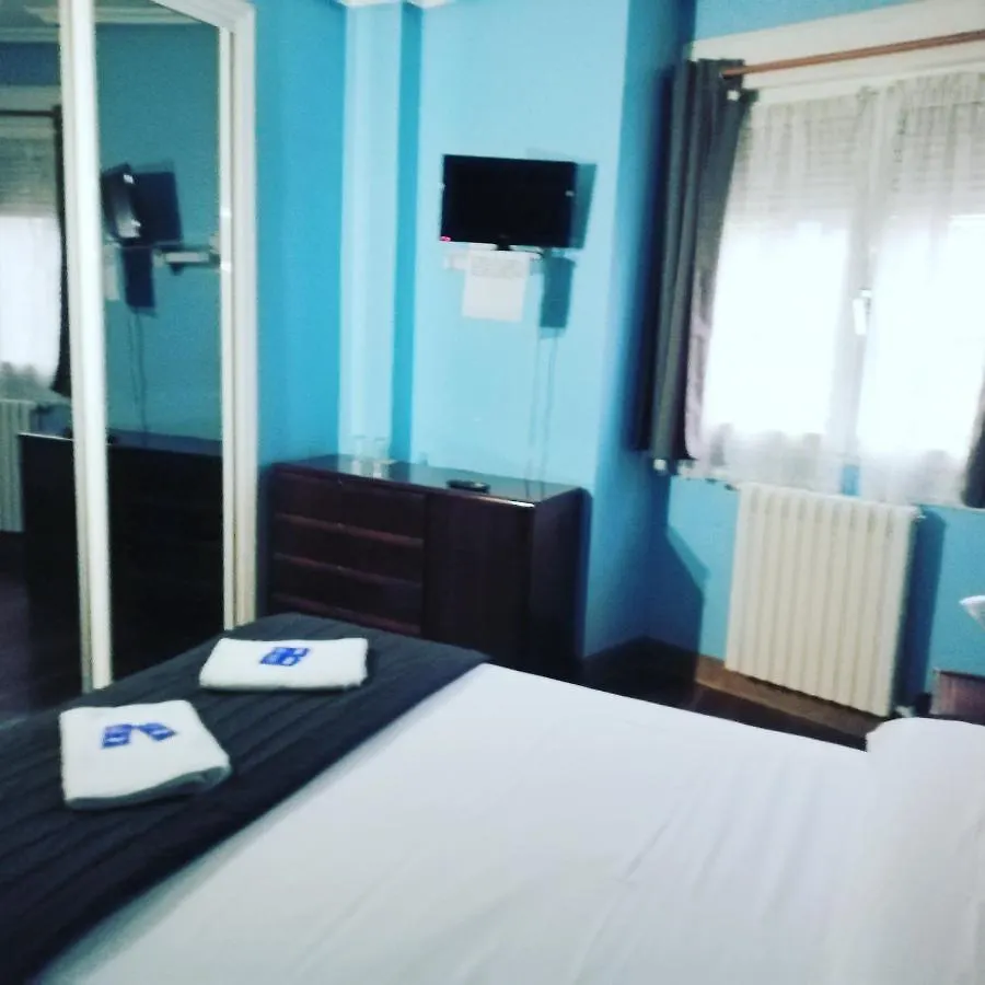 Txoko Maitea Pentsioa Hotel Urnieta Guest house